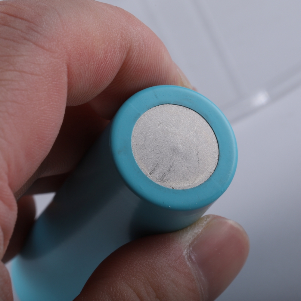 BAK N21700CX-65E 21700 lithium battery , 6500mAh ,max output 19A