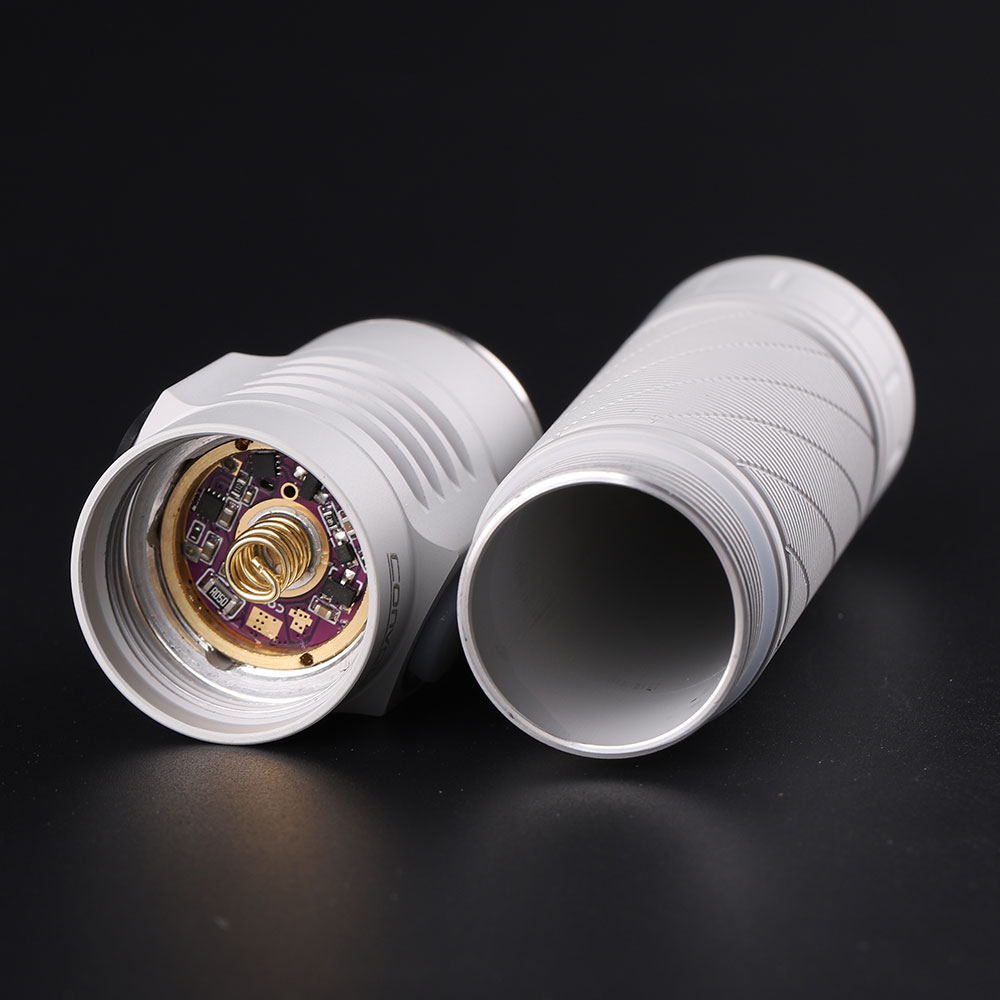 Convoy S21E MAO white 21700 flashlight