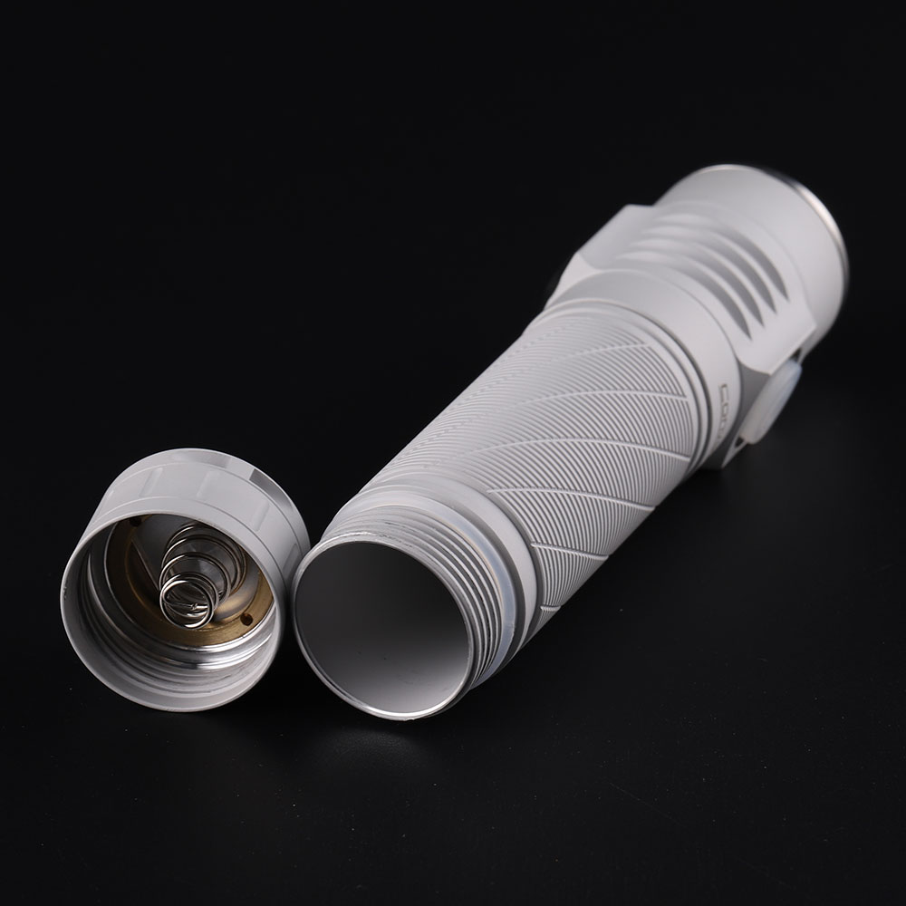 Convoy S21E MAO white 21700 flashlight