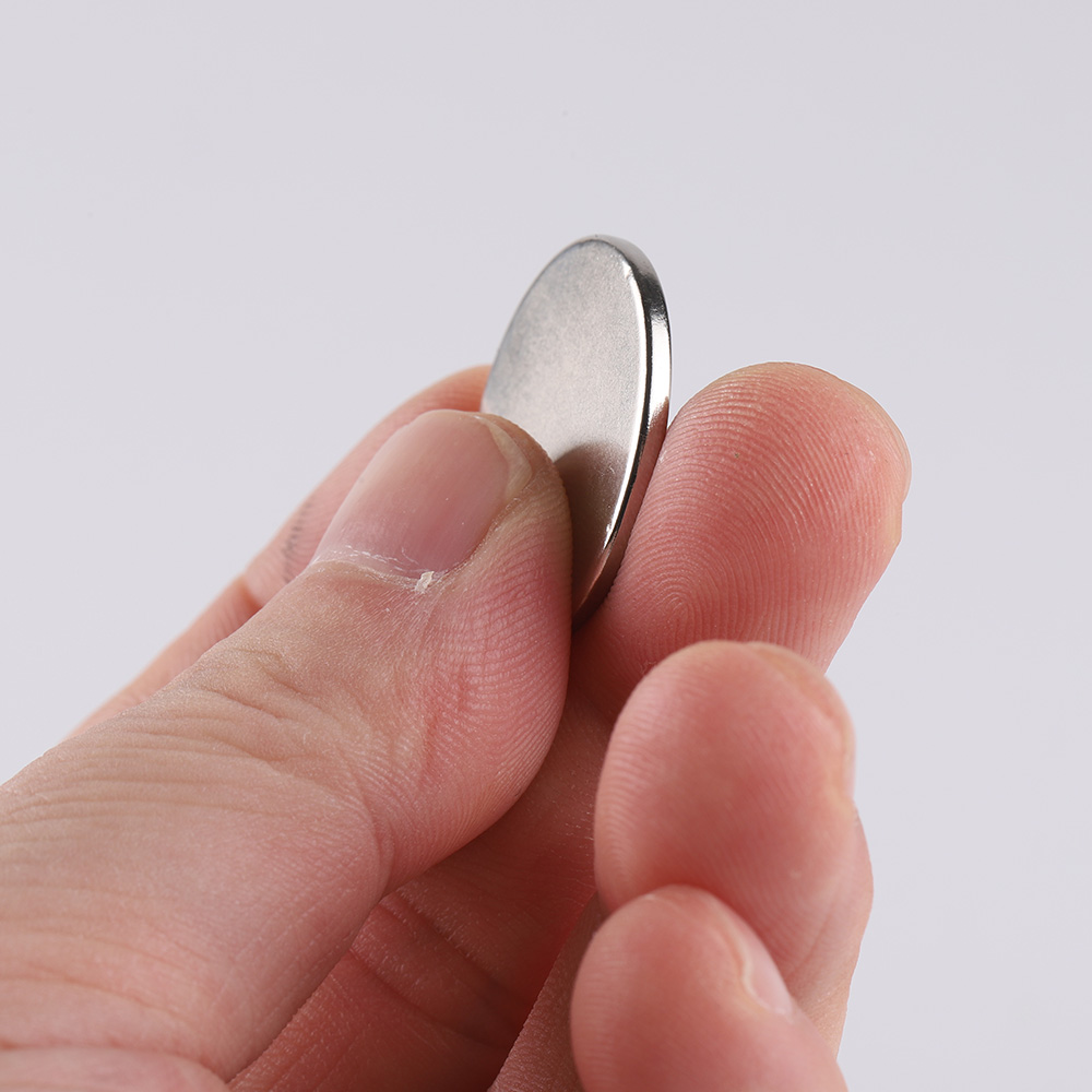 D25*2mm magnet sheet for H1 ,H2 S21E flashlight